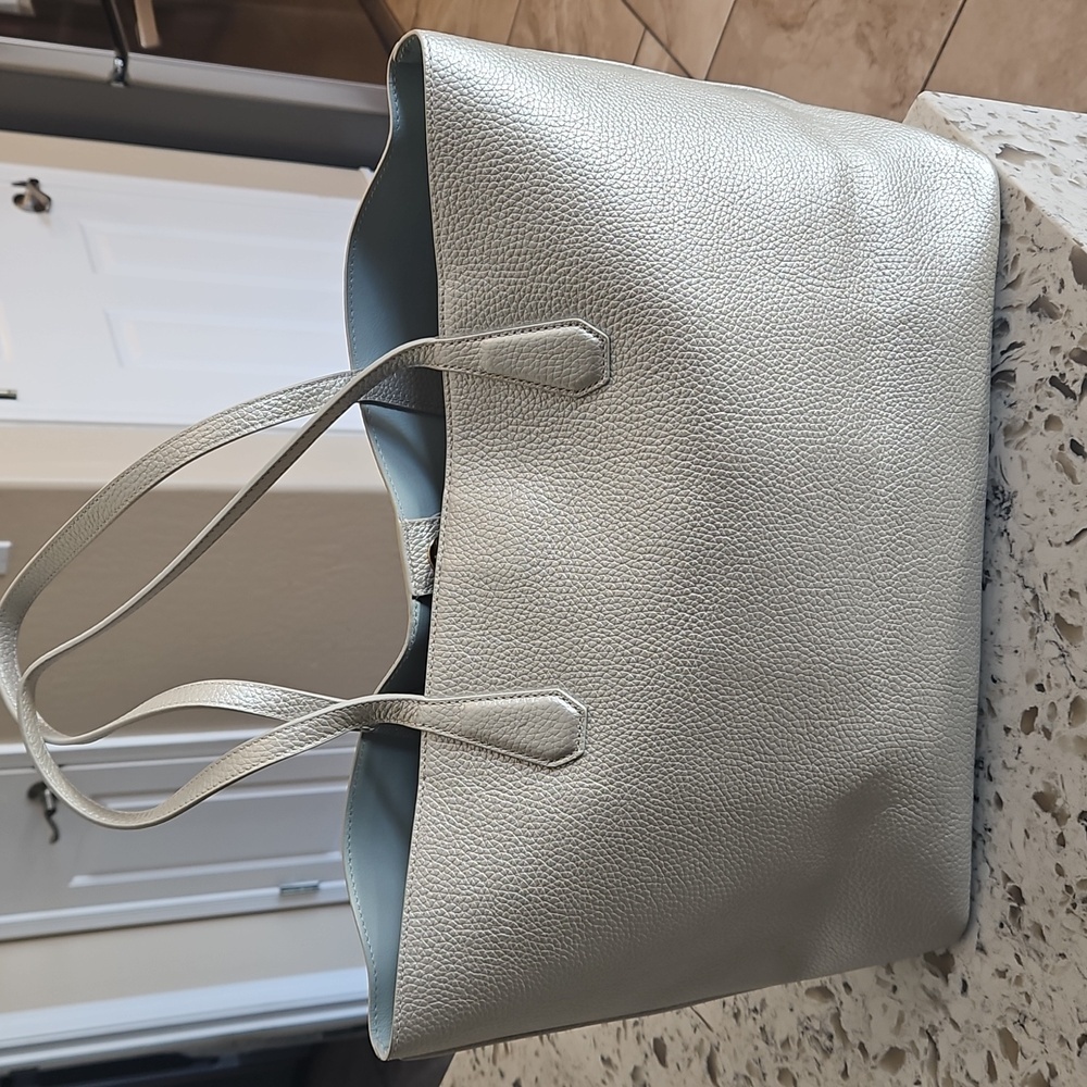 Tory Burch Metallic Textured Tote - Picture 4 of 17